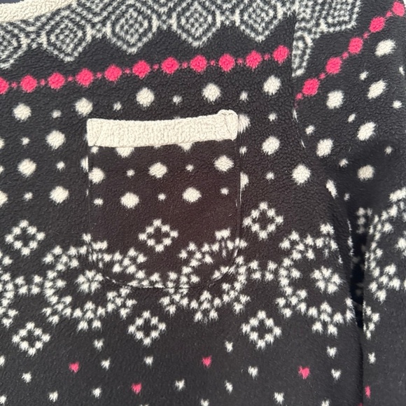 Anne Klein Black and White Fleece - Picture 3 of 4